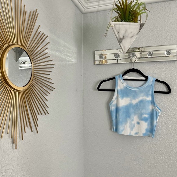 Baby Blue Sky View Crop Top - Picture 6 of 8